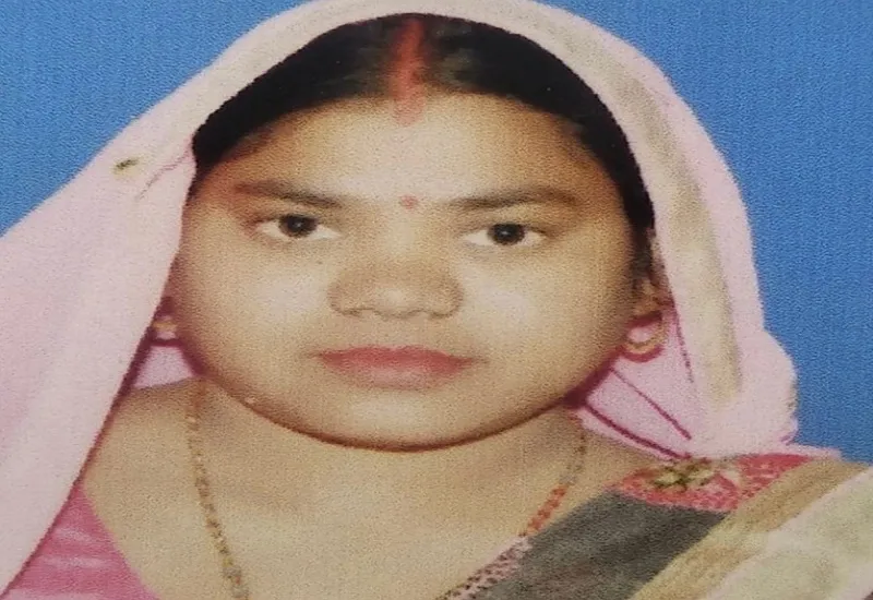 रामपुर : प्रसव के दौरान झोलाछाप के क्लीनिक पर जच्चा बच्चा की मौत, परिजनों ने किया हंगामा